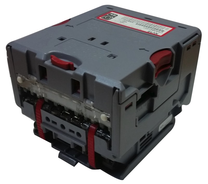 Festligt Seddelindkast til Boksemaskine – Underholdning til Fester!