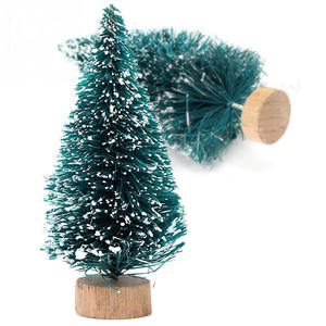 Sneklædte Juletræer – 12 stk. til Julestemning