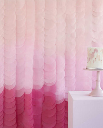 Lyserød Silkepapir Baggrund til Fest – 2 x 2 m Dekoration