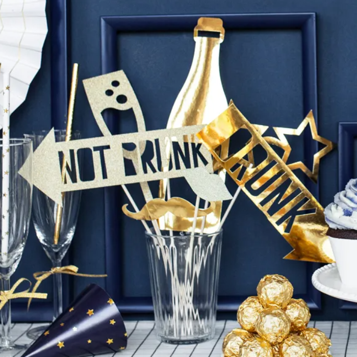 Guld Fotoboks Rekvisitter – 8 Stk. til Fantastiske Fester!